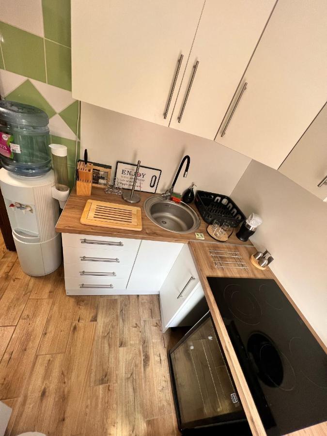 Feher Galamb Apartman Gyál Exteriör bild